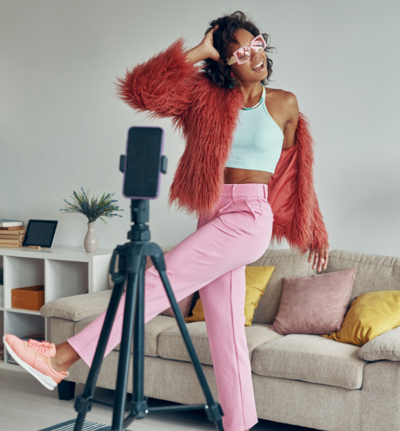 Affiliate Insights for Publishers: Gen Z influencer posing for a photo